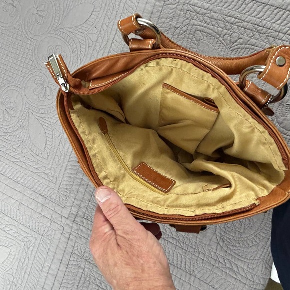 Lilo Collections Equestrian Handbag 100% Leather 6.5 x 12 x 3.5 - Picture 6 of 6